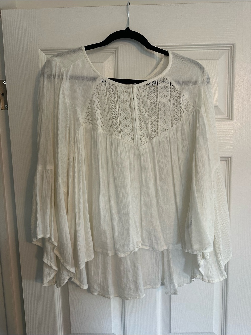 Women's White Lace Yoke Flowing Blouse